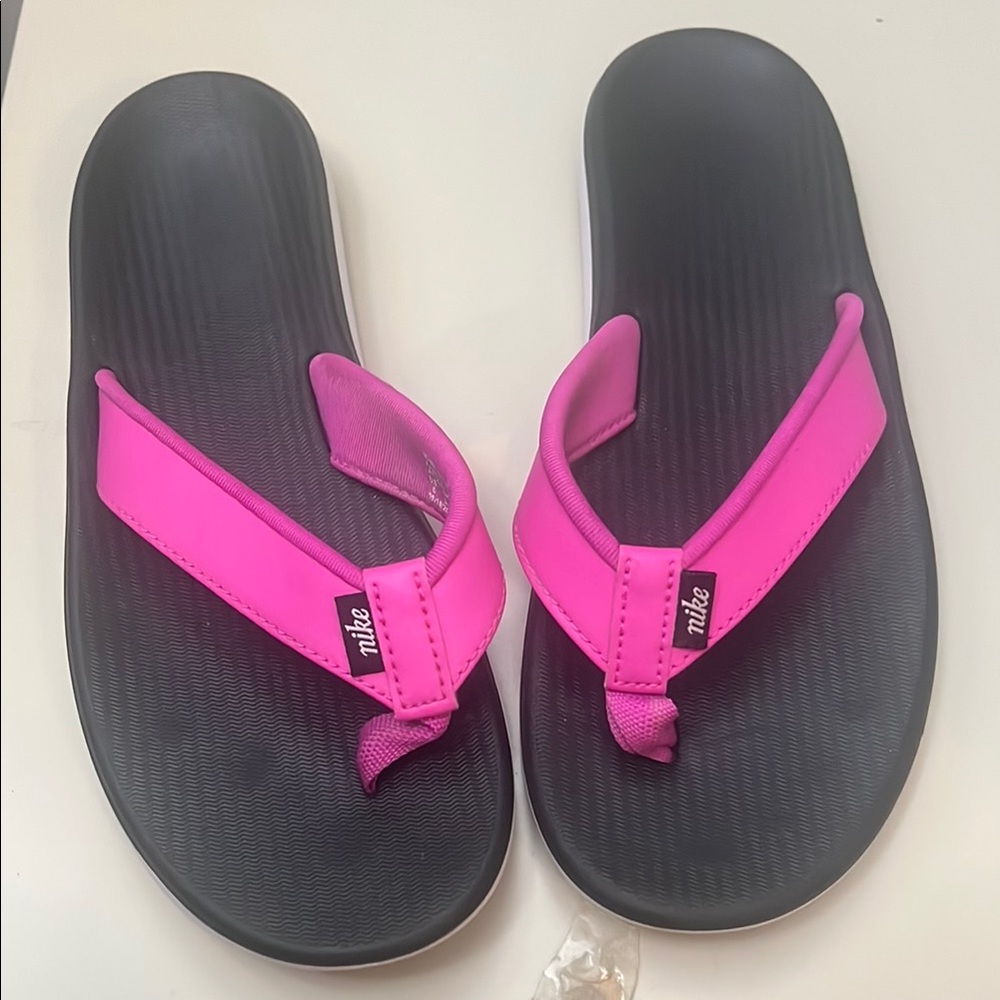 Nike Vibrant Pink and Black Sandals